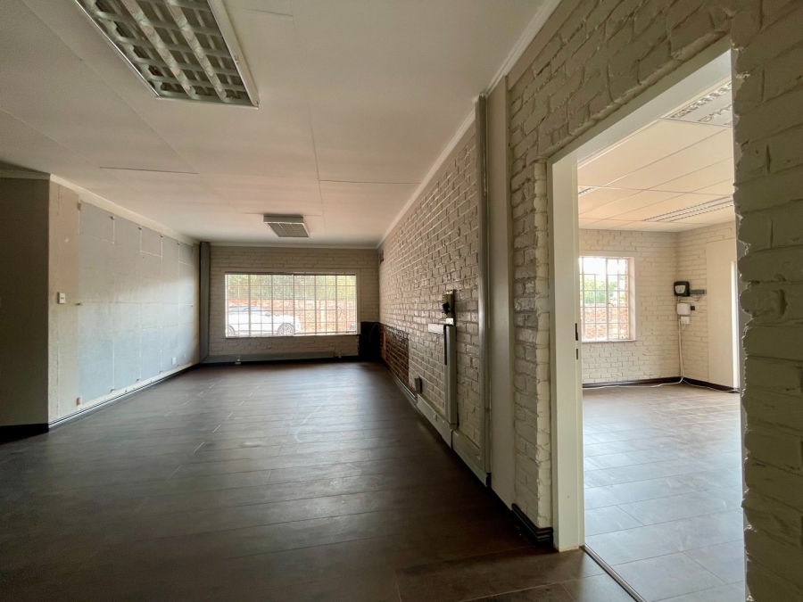 To Let commercial Property for Rent in Wilkoppies North West